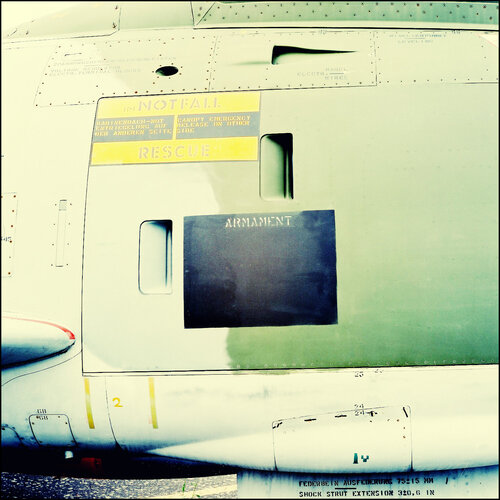 Shock Strut Expansion by Stefan Neubauer, 사진 for Sale on Singulart