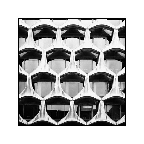 Belgische Architekturkunst - Brüssel Bürokomplex van Stefan Neubauer, Fotografie te koop op Singulart