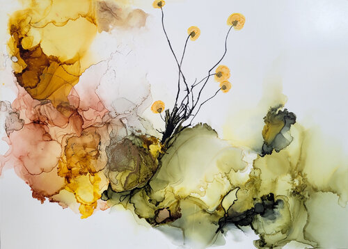 Abstract Bloom in Gold – Alkohol Ink Kunst auf Syntec Paper Gabriele Hofer