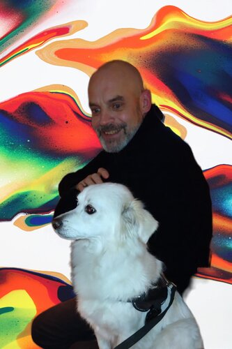 Dog and a man von Henrik Hill, Digital kaufen auf Singulart