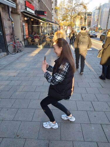 Say Cheese von Henrik Hill, Digital kaufen auf Singulart