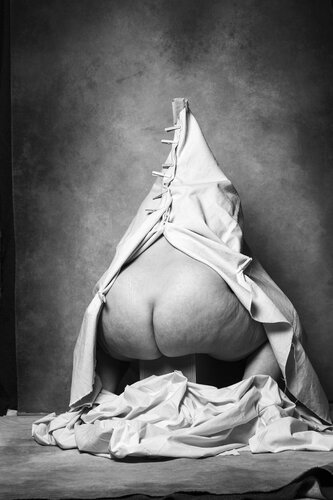 Thipi. Paris, février 2025. di Sarmento Ludovic, Fotografia in vendita su Singulart