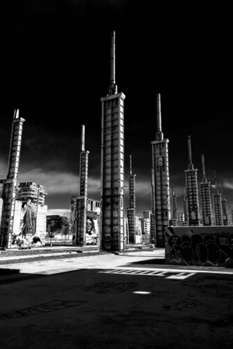 Metropolis 2 by Mauro Marletto, 사진 for Sale on Singulart
