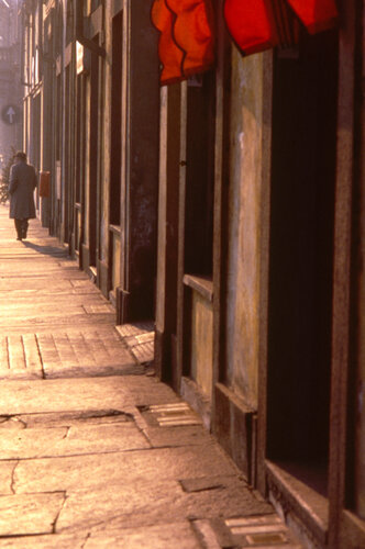 Il rumore dei passi von Mauro Marletto, Fotografie kaufen auf Singulart