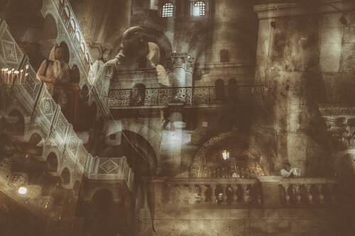 Echoes from the Resurrection van Fadwa Rouhana, Fotografie te koop op Singulart