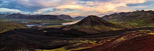 Grundarfjörður Mountains in High Panoramic View, Iceland van Luigi Morbidelli, Fotografie te koop op Singulart