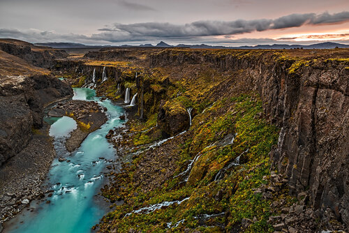 Sigöldugljúfur Canyon at Sunrise, Iceland van Luigi Morbidelli, Fotografie te koop op Singulart