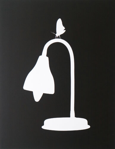 Lampe und Schmetterling di Paul Gross, Fotografia in vendita su Singulart