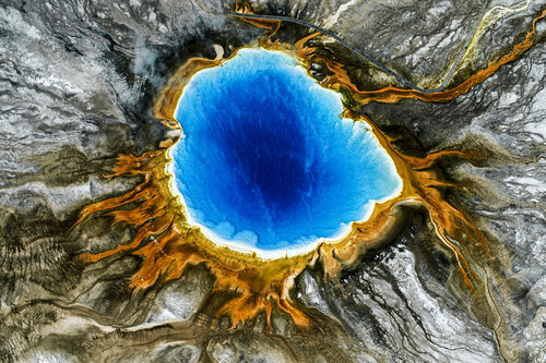 Das Auge des Yellowstone by Norbert Rosing, Photography for Sale on Singulart