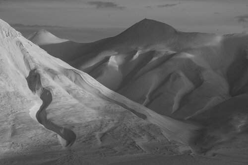 "Whipped cream" over the mountains van Norbert Rosing, Fotografie te koop op Singulart