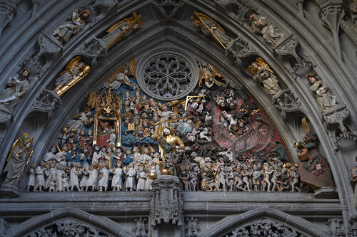 The Last Judgment – Tympanum of Bern Minster von Sigitas Baltramaitis, Fotografie kaufen auf Singulart
