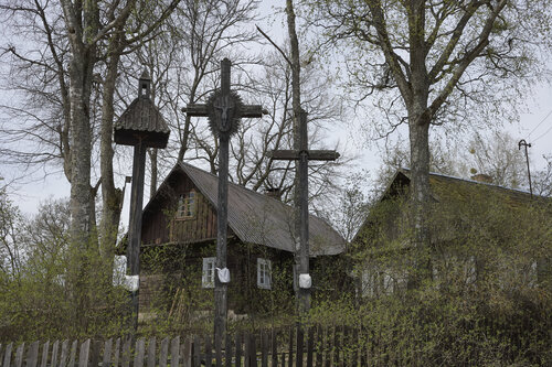 Silent Crosses of Zervynos par Sigitas Baltramaitis, Photographie en vente sur Singulart