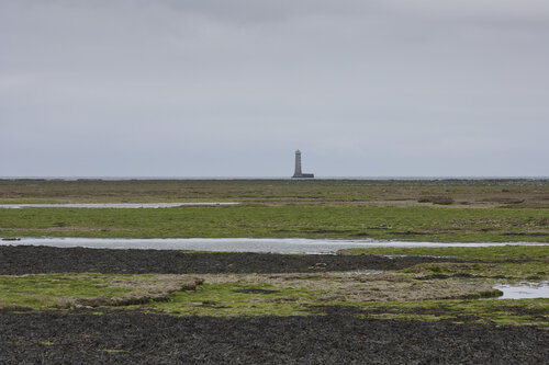 Low Tide Silence, Phare des Baleineaux 02 von Sigitas Baltramaitis, Fotografie kaufen auf Singulart