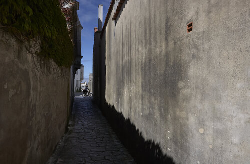 Passage of Light, Ars-en-Ré by Sigitas Baltramaitis, 사진 for Sale on Singulart