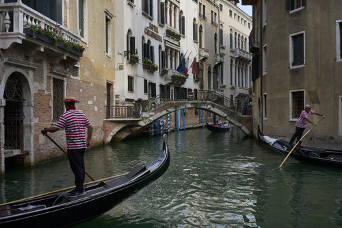 Quiet Passage von Sigitas Baltramaitis, Fotografie kaufen auf Singulart