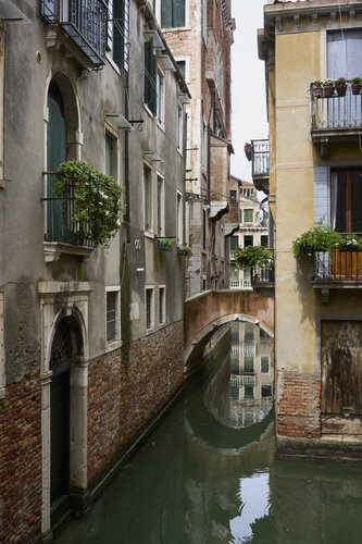 Venetian Reflection di Sigitas Baltramaitis, Fotografia in vendita su Singulart