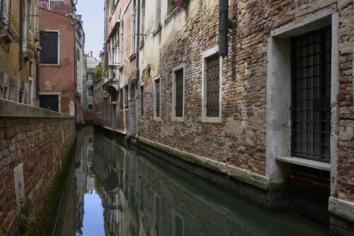 Weathered Passage di Sigitas Baltramaitis, Fotografia in vendita su Singulart