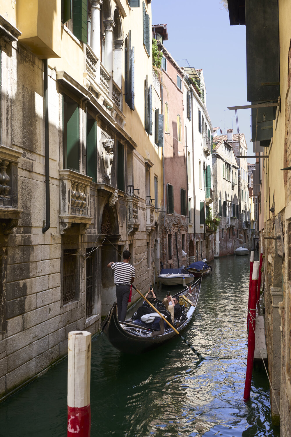 Passing Through Venice Sigitas Baltramaitis Photographie à vendre