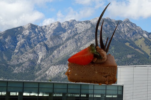 Cake Mountains: MacLab von Moorland Productions (Kenneth Hay / Seetha A), Digital kaufen auf Singulart