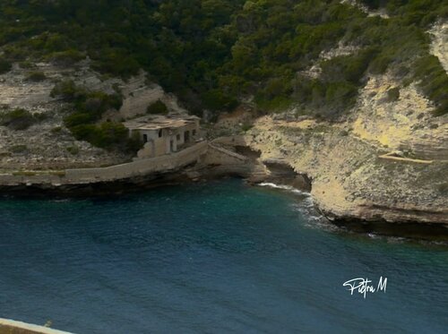 Erwin, du rivage sauvage. von Piétra M (Martine Poli), Fotografie kaufen auf Singulart