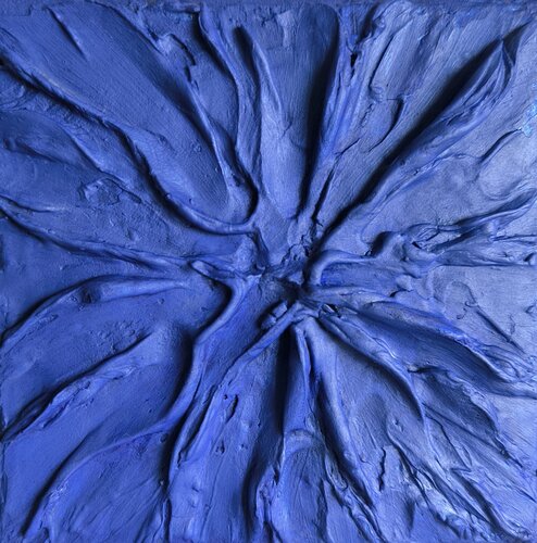 little blue Frequencies by Tanya Silva, 회화 for Sale on Singulart