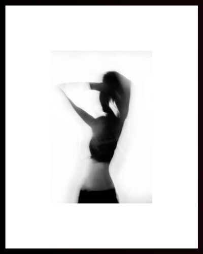 "Untitled#93" (Single Print, 20×30 cm | Edition 1–10) by Derya Suter, 사진 for Sale on Singulart