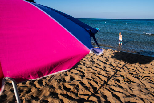 Pointing Shadows Nienke Koedijk