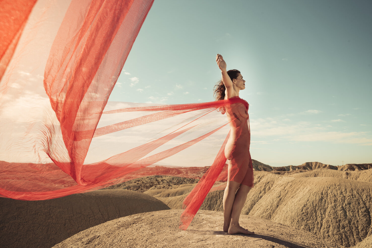 Mujer en el desierto Jorge Kánovas Fotografie zu verkaufen