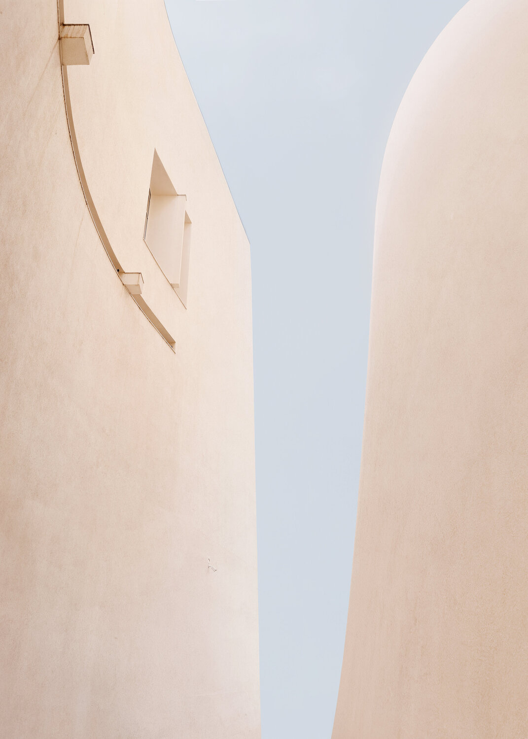 Wavy profiles  2/2 Angélica Gómez-Morán Fotografia in vendita