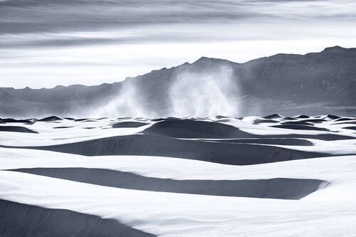 RESTLESSNESS Tom Jacobi