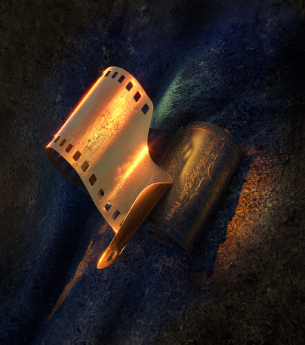 Life in Gold Frames van Rana Dias, Digitaal te koop op Singulart