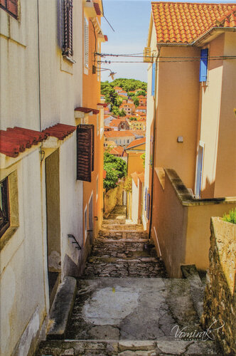 Deserted street von Ievgen Karimov, Fotografie kaufen auf Singulart