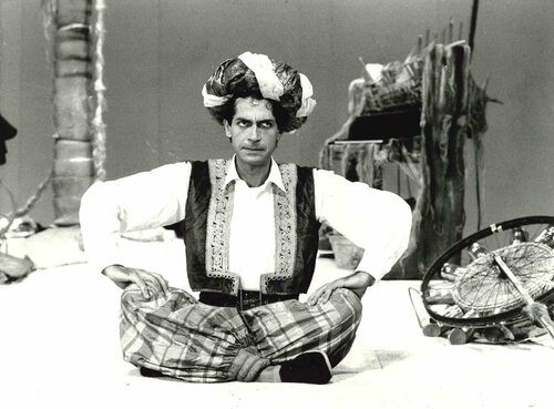 Gianfranco Jannuzzo in "C'è un Uomo in Mezzo al Mare" von Guglielmo Coluzzi, Fotografie kaufen auf Singulart
