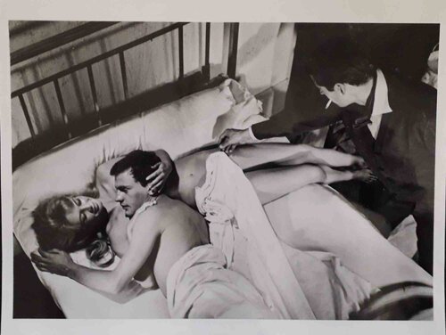  Brigitte Bardot and Jean-Louis Trintignant von Leo Mirkine, Fotografie kaufen auf Singulart