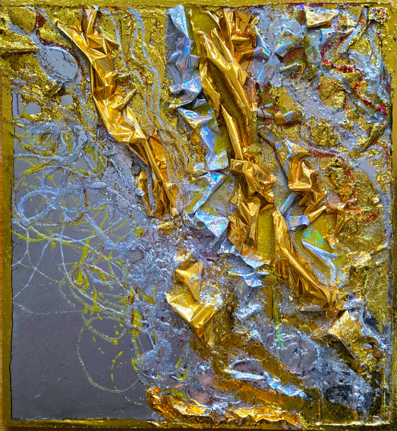 Mirror in Gold Stefania Pinsone