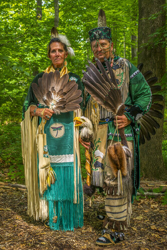 Couple in Woodland Regalia, from Traditional Subjects, a Native American photo-documentary by James Cook, 사진 for Sale on Singulart