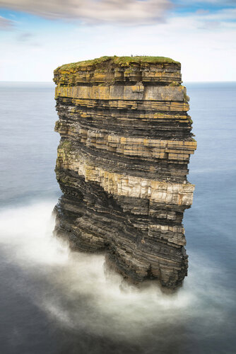 Dun Briste, Downpatrick Head,  Co. mayo de Gearoid Coakley, Fotografía a la venta en Singulart