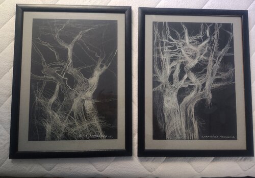 Diptych Kokkino Trees van Elżbieta Kamieńska-Mruszczak, Werk op papier te koop op Singulart