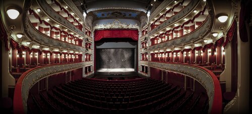 Staging Actors/Staging Beliefs, set photograph renata poljak