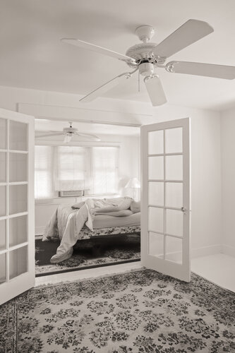 The Bedroom   AAD836 di Craig Blacklock, Fotografia in vendita su Singulart