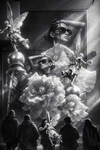 ANGELS van Gabriele Breu, Fotografie te koop op Singulart