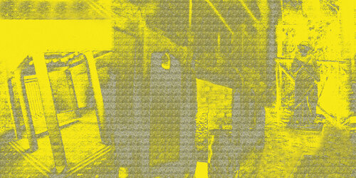 OLD POMPEII CROMO ART NEON YELLOW von Eugenio Di Paolo, Druck kaufen auf Singulart