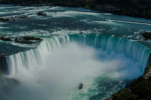 The Great Horseshoe - Limited edition of 15 by Nick Maric, 사진 for Sale on Singulart