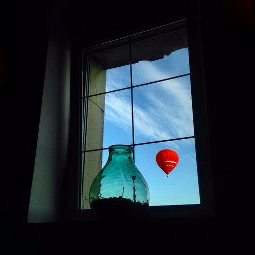 Above the Loire par Pavel Golovkin, Photographie en vente sur Singulart