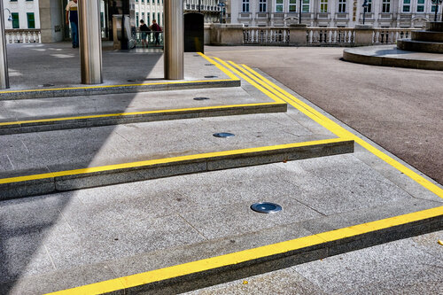 Albertina Terrasse Wien von Peter Reichert, Fotografie kaufen auf Singulart