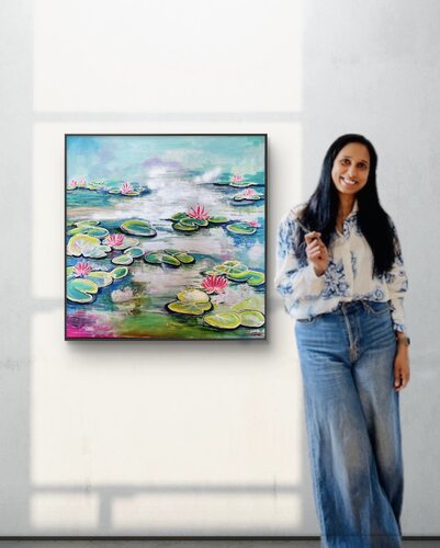 Water Lily Serenity Canvas by Sonali Jain, 회화 for Sale on Singulart