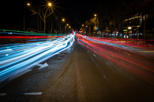 Urban electric rivers de Yann Gourvennec, Fotografía a la venta en Singulart