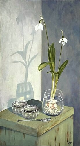 Sneeuwklokje op groen kistje, Snowdrop on green box par Lianne van der Plaat, Peinture en vente sur Singulart