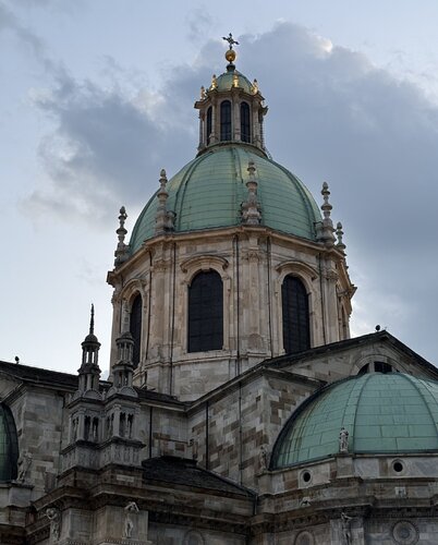 Como by isha ralhan, Photography for Sale on Singulart