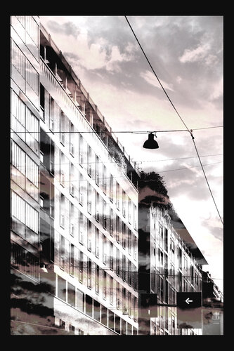 TOWN AND DREAM 09 par ROBERTO CAMI, Photographie en vente sur Singulart